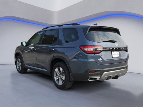 New 2026 Honda Pilot EX-L image 3