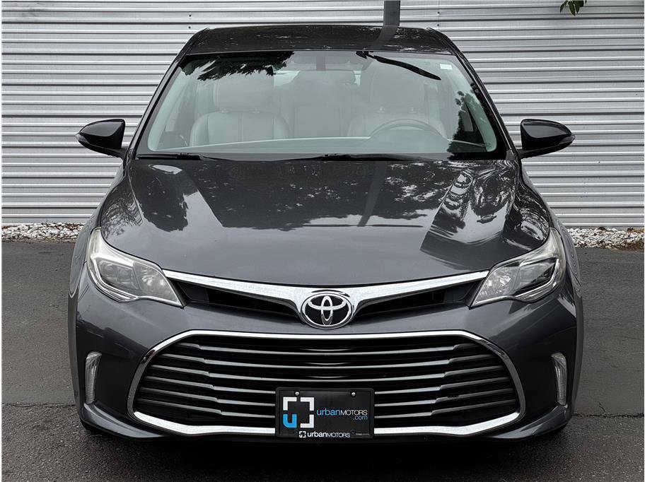 Used 2016 Toyota Avalon XLE FWD image 7