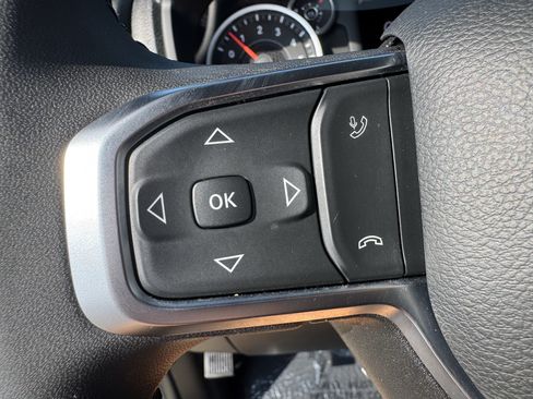 Used 2025 RAM 2500 Big Horn AWD/4WD image 31