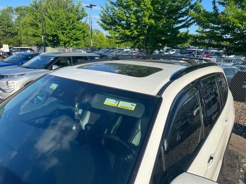 Used 2021 Honda Pilot Black Edition image 6