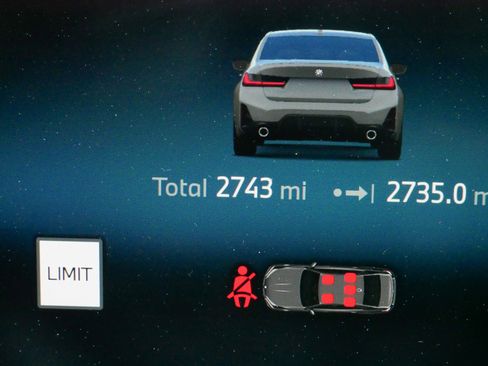 Used 2026 BMW 330i Sedan w/ M Sport Package RWD image 22