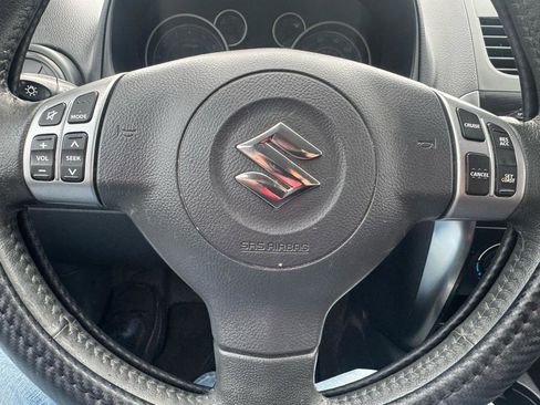 Used 2012 Suzuki SX4 Premium AWD/4WD image 18
