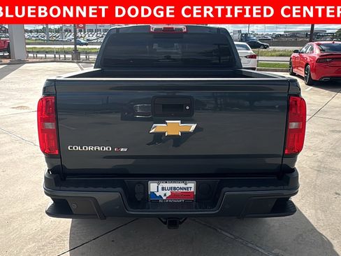 Used 2019 Chevrolet Colorado Z71 AWD/4WD image 6