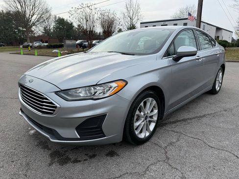 Used 2020 Ford Fusion SE image 8