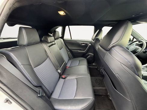Used 2022 Toyota RAV4 XSE image 11