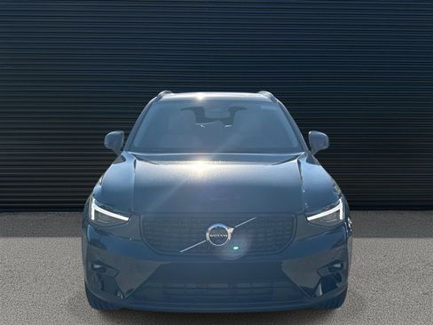 New 2026 Volvo XC40 B5 Ultra w/ Climate Package image 2