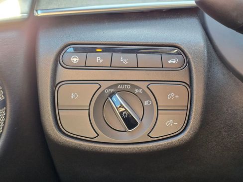 Used 2020 INFINITI QX50 Sensory image 38