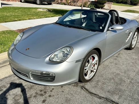 Used 2005 Porsche Boxster S image 9