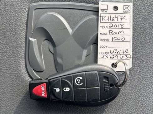 Used 2018 RAM 1500 SLT image 29