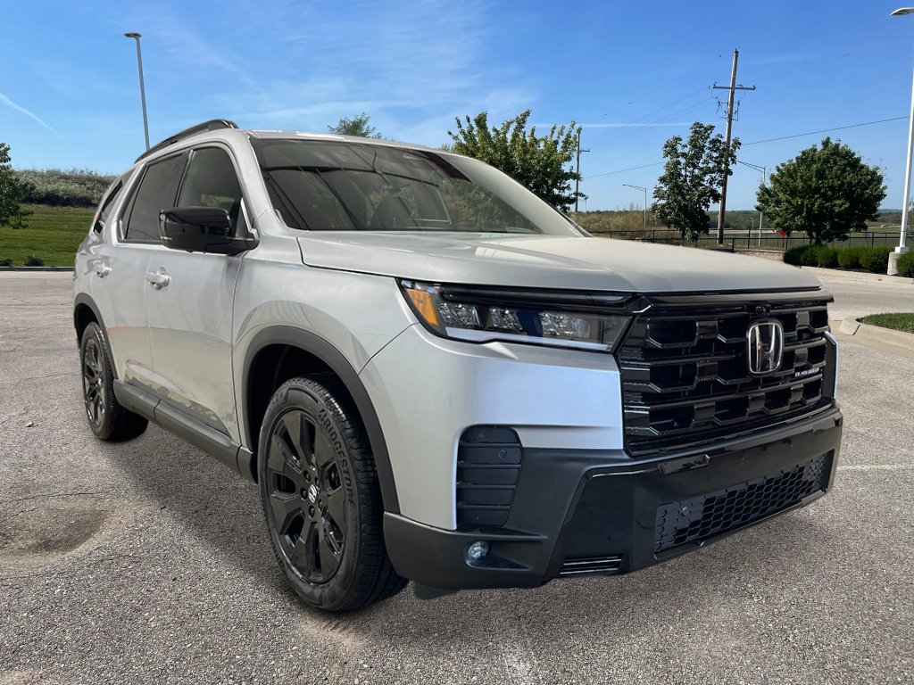 New 2026 Honda Pilot Black Edition image 10