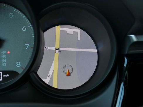 Used 2022 Porsche Macan S image 30