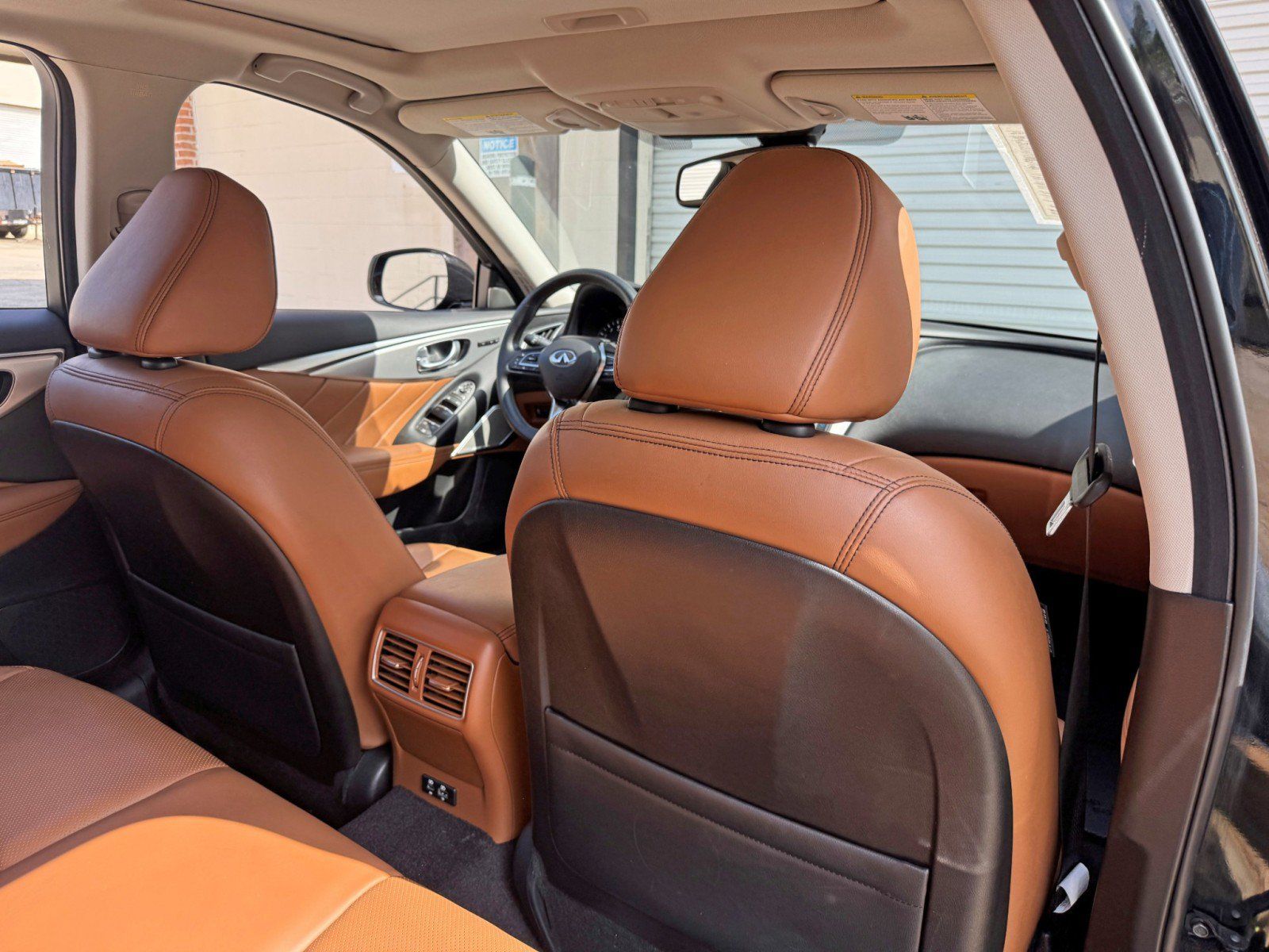 Used 2023 INFINITI Q50 Luxe w/ Cargo Package RWD image 39