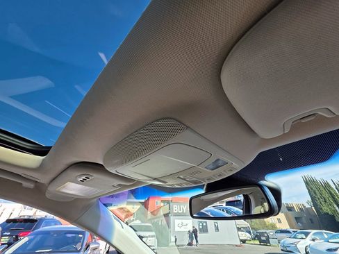 Used 2020 Ford Edge Titanium w/ Equipment Group 301A image 14