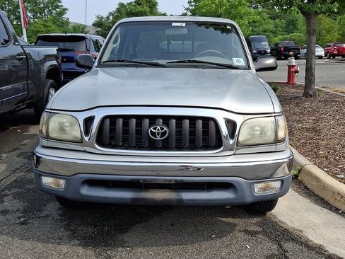 Used 2003 Toyota Tacoma 2WD Xtracab w/ SR5 Pkg image 3