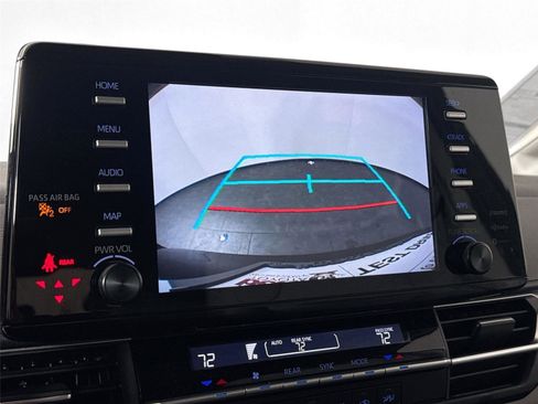 Certified 2024 Toyota Sienna LE image 22
