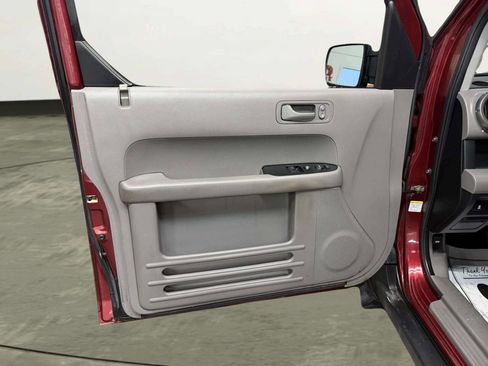 Used 2010 Honda Element EX image 17