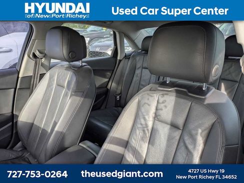 Used 2017 Audi A4 2.0T Premium Plus w/ Premium Plus Package FWD image 3