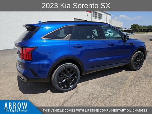 Used 2023 Kia Sorento SX AWD/4WD image 13