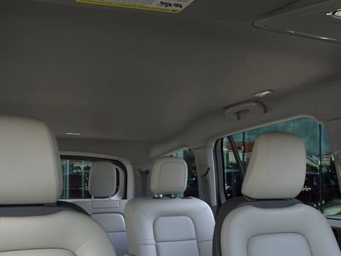 New 2026 Lincoln Aviator 2WD image 22