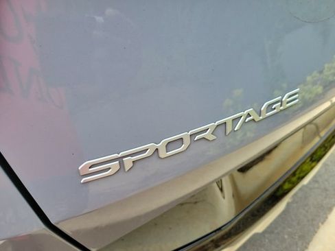 Certified 2023 Kia Sportage SX FWD image 8
