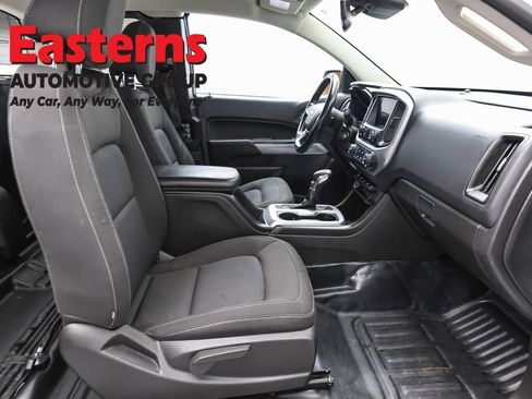 Used 2022 Chevrolet Colorado LT w/ Fleet Safety Package RWD image 23