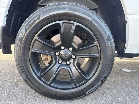 Used 2020 RAM 1500 Big Horn image 12