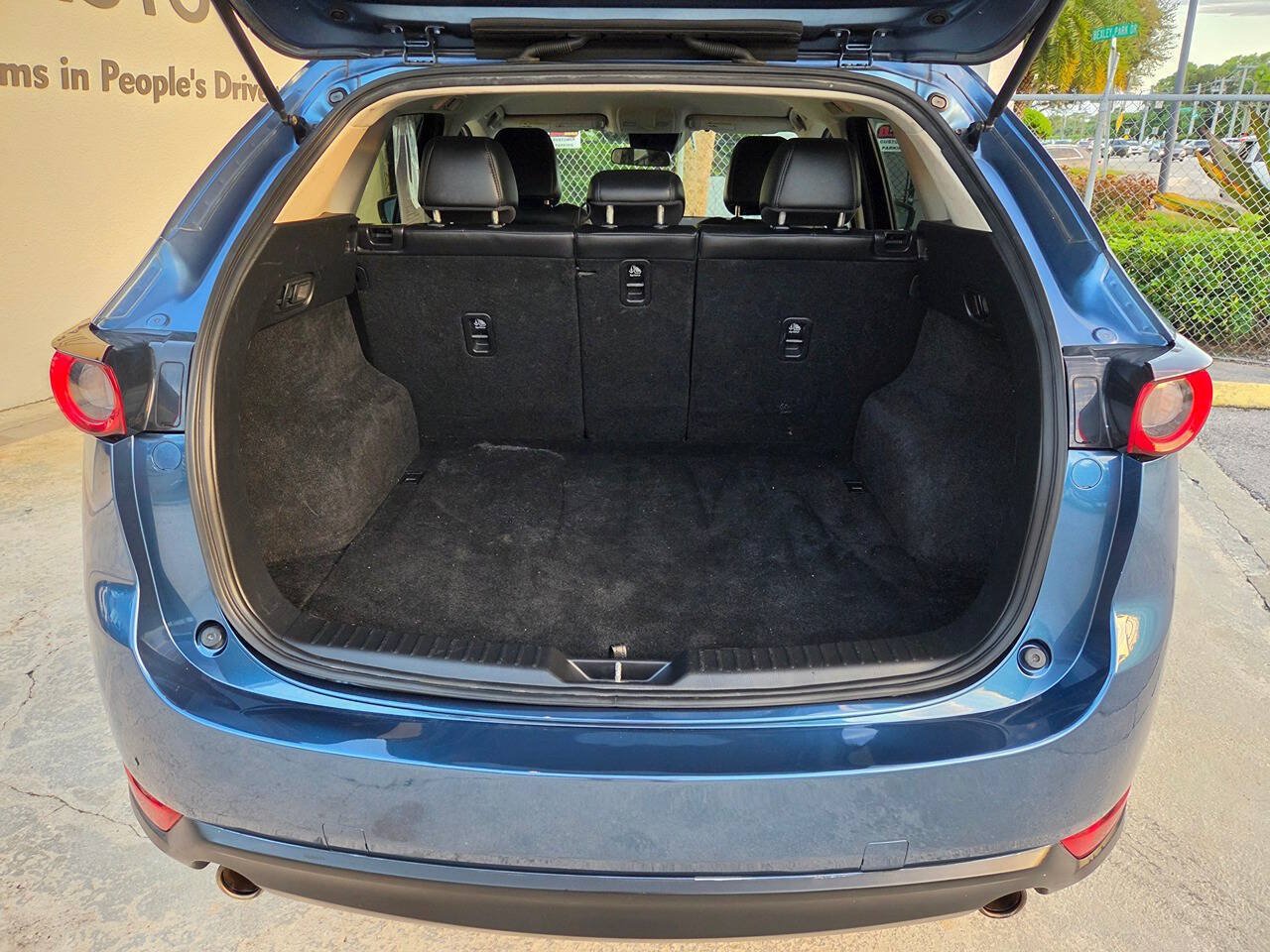 Used 2018 MAZDA CX-5 Touring AWD/4WD image 16