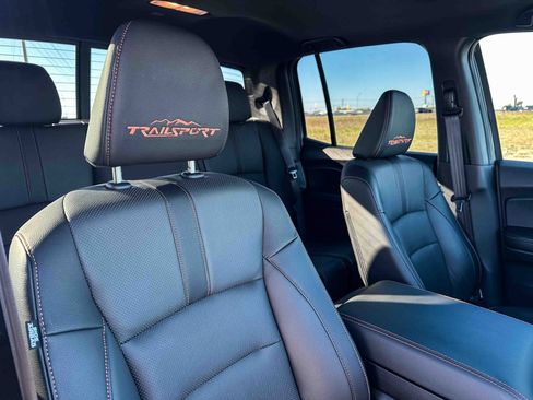 Certified 2024 Honda Ridgeline TrailSport image 21