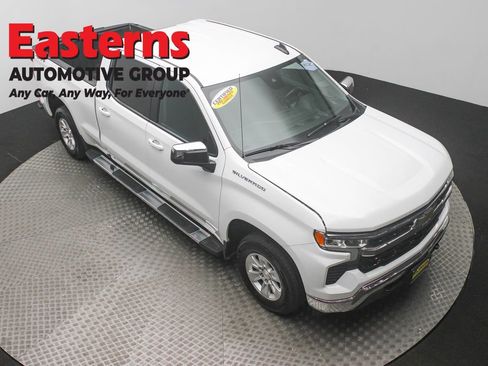 Used 2024 Chevrolet Silverado 1500 LT w/ Protection Package AWD/4WD image 3