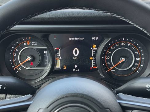 New 2026 Jeep Gladiator Sport AWD/4WD image 11
