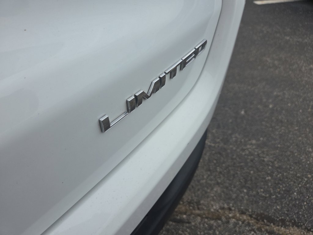 Used 2025 Jeep Compass Limited AWD/4WD image 11