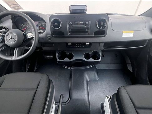 New 2026 Mercedes-Benz Sprinter 2500 image 5