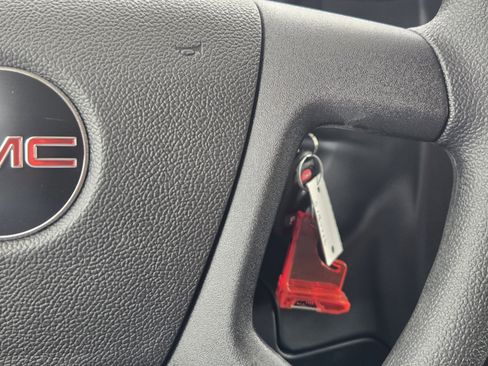 New 2025 GMC Savana 2500 Extended w/ Driver Convenience Package image 16