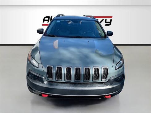 Used 2014 Jeep Cherokee Trailhawk w/ Comfort/Convenience Group image 2