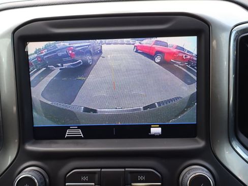 Used 2022 Chevrolet Silverado 2500 LT w/ Convenience Package AWD/4WD image 15