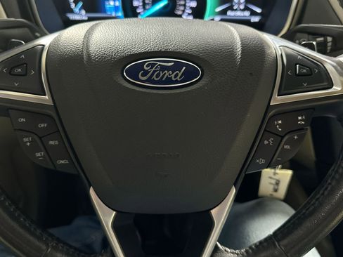 Used 2016 Ford Fusion SE w/ Equipment Group 202A image 20