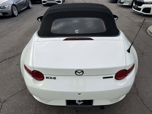 Used 2021 MAZDA MX-5 Miata Sport image 7