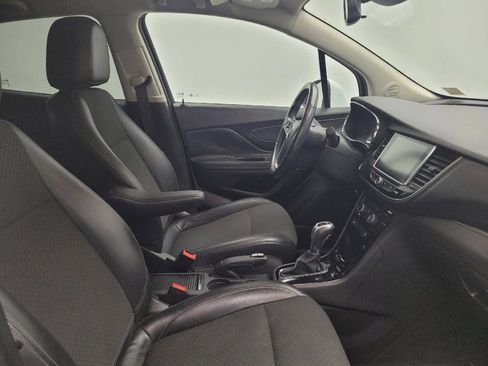 Used 2018 Buick Encore Preferred image 21