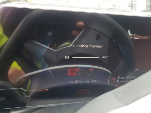 Used 2025 BMW i4 xDrive40i w/ M Sport Package image 8