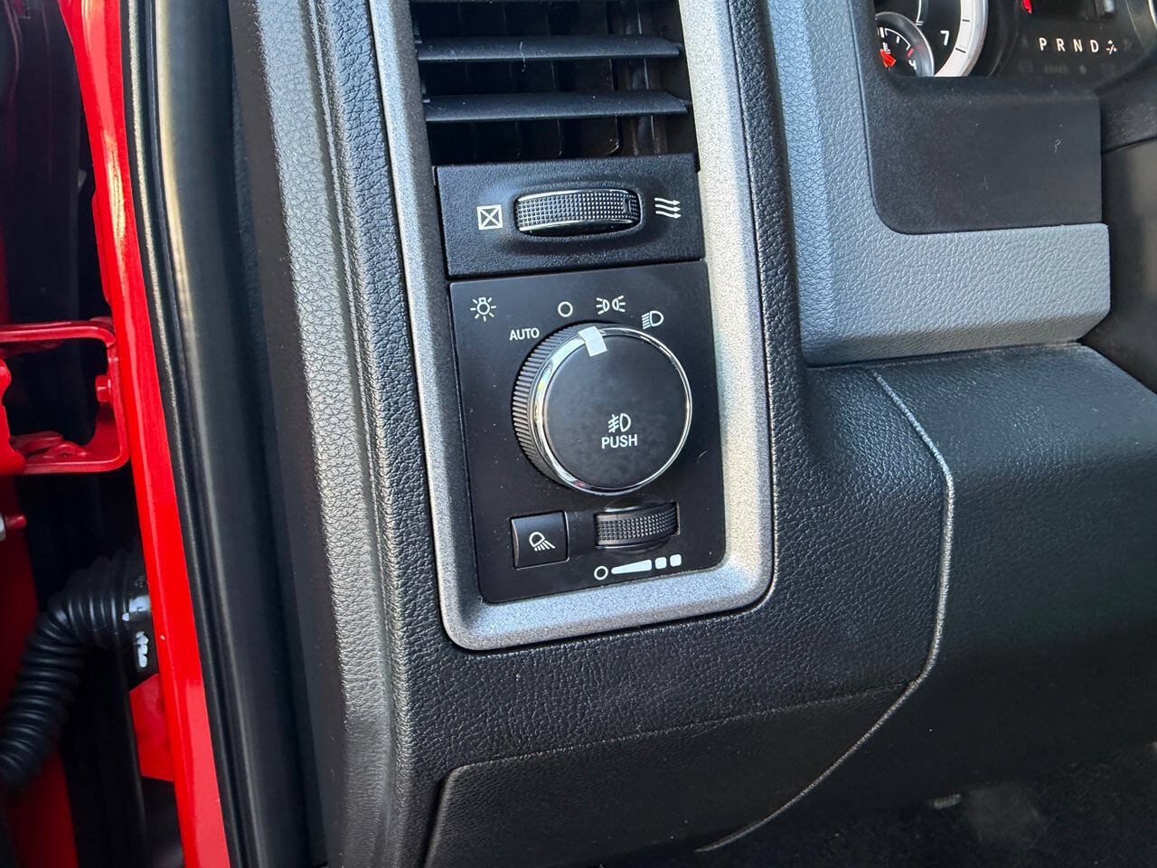 Used 2016 RAM 1500 Express w/ Popular Equipment Group AWD/4WD image 21
