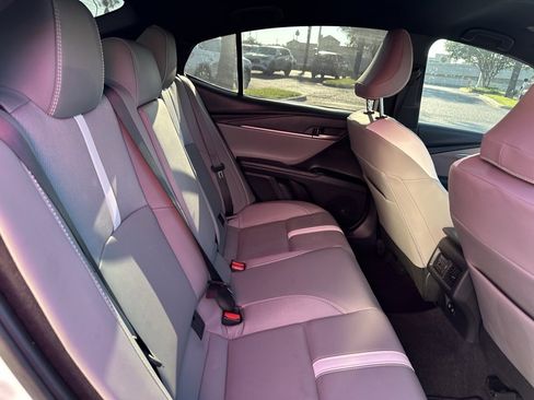 Used 2025 Toyota Camry LE image 20