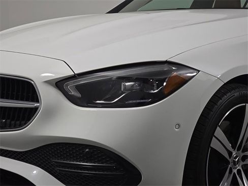 Used 2025 Mercedes-Benz C 300 4MATIC Sedan image 12