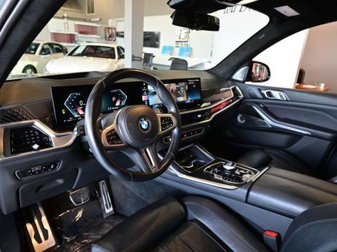 Used 2023 BMW X7 M60i w/ Executive Package image 14