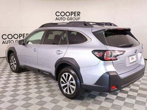 Used 2024 Subaru Outback Premium image 22