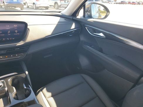 Used 2025 Buick Envision Preferred image 11