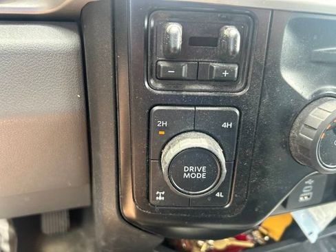 Used 2024 Ford F250 XLT w/ Black Appearance Package AWD/4WD image 25