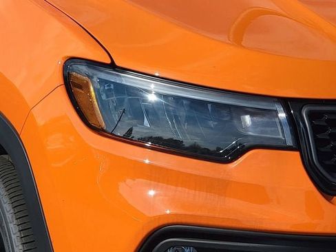 New 2026 Jeep Compass Latitude AWD/4WD image 16