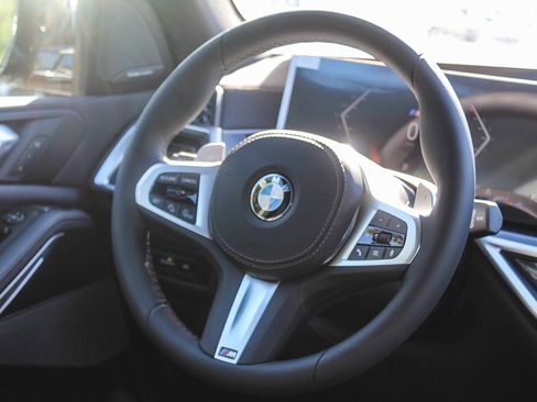 New 2026 BMW X5 sDrive40i w/ M Sport Package image 15