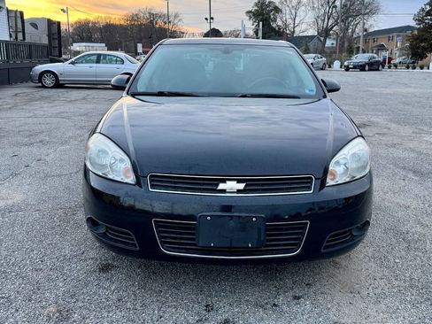 Used 2011 Chevrolet Impala LT image 2