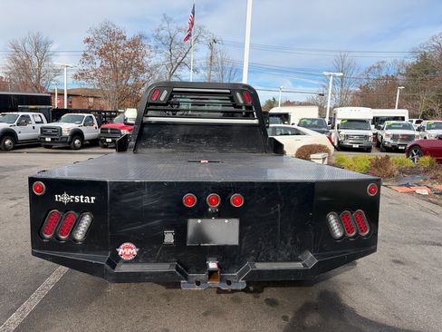 Used 2025 Chevrolet Silverado 3500 W/T w/ WT Convenience Package image 9